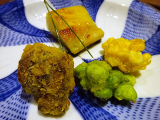 「湯木 新店」