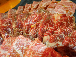 「炭火焼肉たむら」