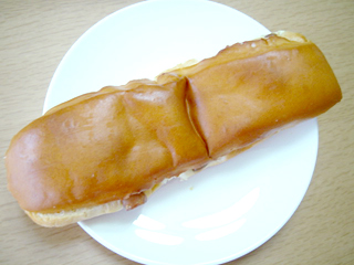 豆パンマーガリンサンド
