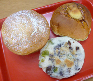 「ぶぅらんじぇ」のパン