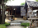 「Gold Textile Museum」
