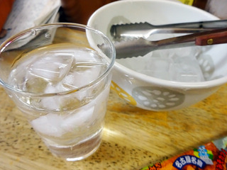 「長田屋酒店」