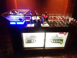 「CLUB LOUNGE24」