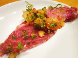 「焼肉マル」