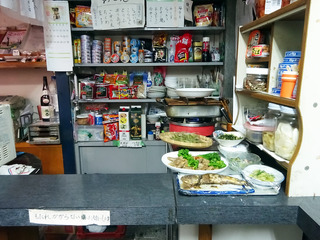 「たる谷酒店」