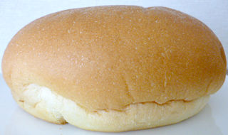 3層の味わいチーズクリームパン