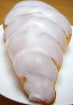 蒜山牛乳使用のクリームコロネ