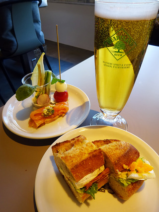「FRENCH BAGUETTE CAFE」
