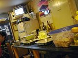 「串かつ 元気屋」店内
