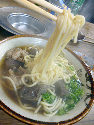 「ホルモンやまき」
