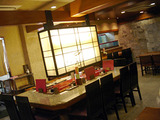 「居酒屋敷 万 塚口店」店内