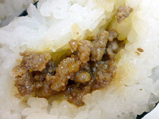 直巻キムミンチおむすび