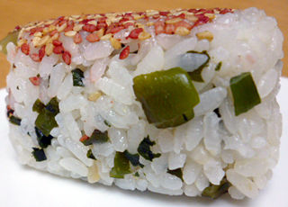 胡麻わかめおむすび