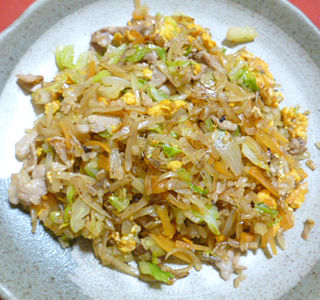 焼ビーフンごはん