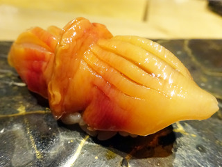 「鮨 Shizuku」