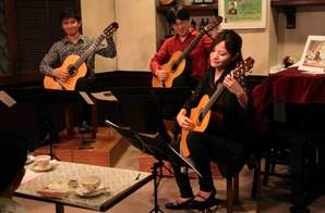 559705_634620136577882_421325591_n