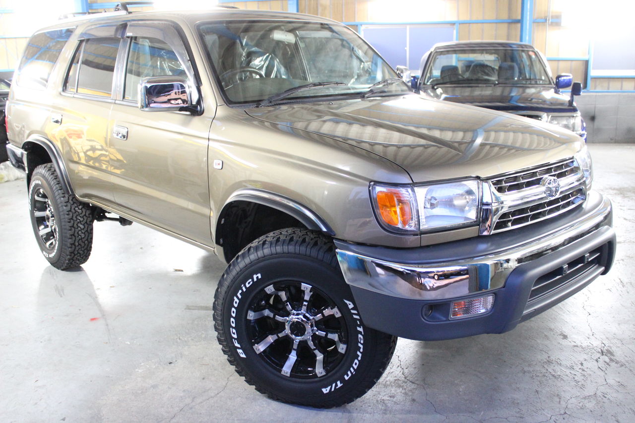 ☆ハイラックスサーフ１８５ 後期 ４Ｒｕｎｎｅｒ ナロー