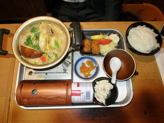 Tommyのきままなグルメランチ日記 : 神田 飛梅 かき牡蠣フライセット