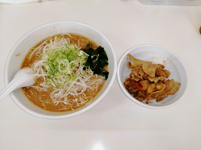 千葉 Hotめん花 セットラーメン Tommyのきままなグルメランチ日記 千葉 Hotめん花 セットラーメン Tommyのきままなグルメランチ日記