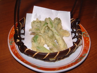 7b9ba9a8.jpg
