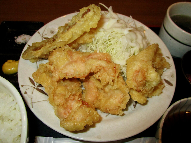 新宿御苑 おでん屋 たけし 鶏天定食 Tommyのきままなグルメランチ日記