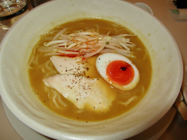 新宿御苑 匠104 フォアグラ鶏白湯らーめん Tommyのきままなグルメランチ日記