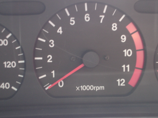 タコメーターと走行特性 Tommykaira Fan