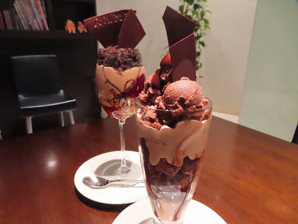 ケーキハウス アルディで大人のチョコパフェをいただきました 旅 食 酒 そして猫 ケーキハウス アルディで大人のチョコパフェをいただきました 旅 食 酒 そして猫