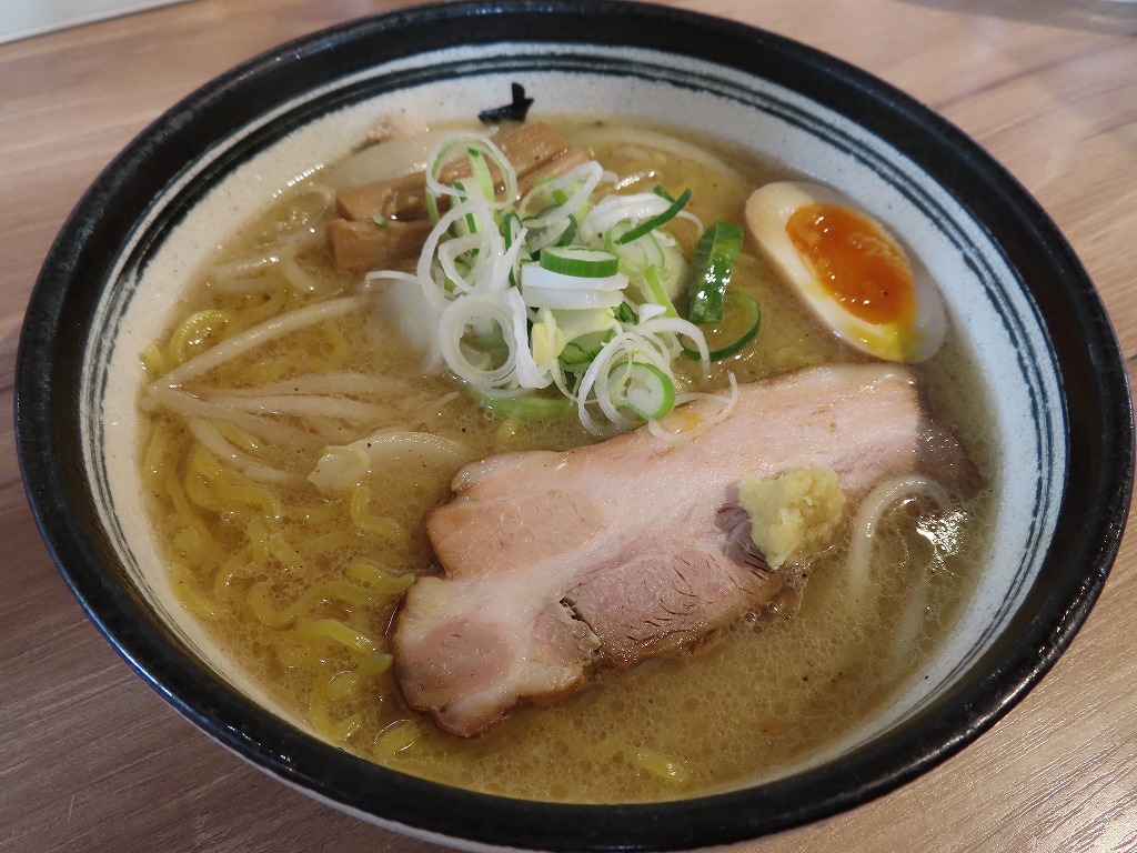 西区の人気ラーメン店 木蓮 で札幌みそと醤油ラーメン 営業時間変更情報アリ 旅 食 酒 そして猫 西区の人気ラーメン店 木蓮 で札幌みそと醤油ラーメン 営業時間変更情報アリ 旅 食 酒 そして猫