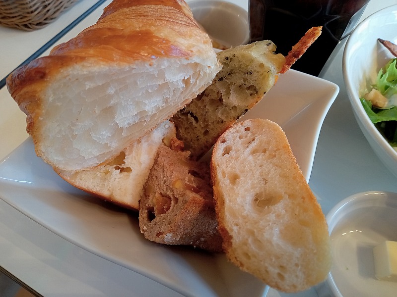 円山クラスにあるパン屋さん パン オ トラディショネルでランチ 旅 食 酒 そして猫