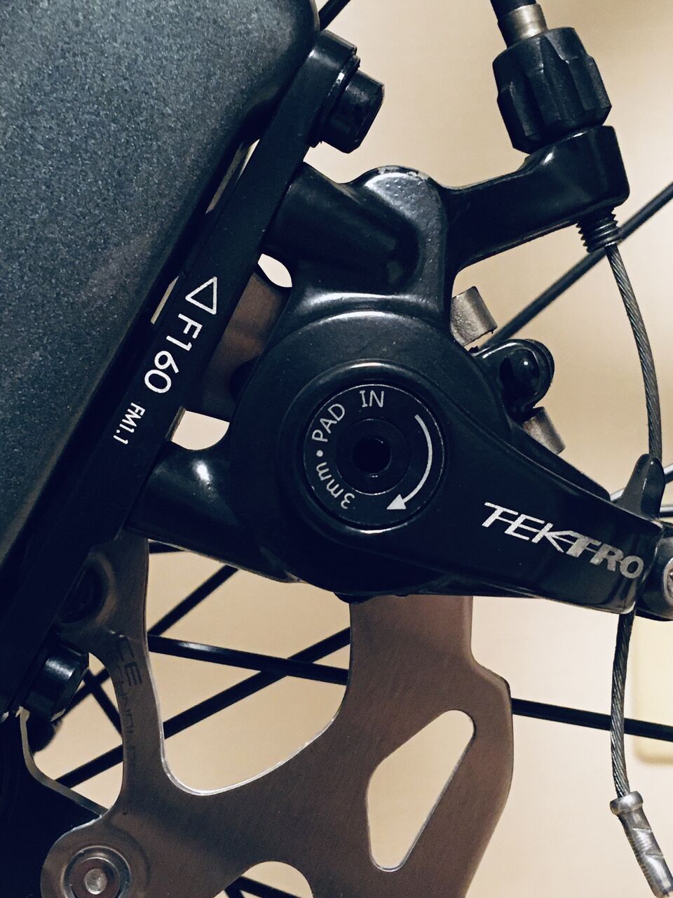 Tektro MD-C550 ディスクブレーキの調整【追記あり】 : グラベル Tektro MD-C550 ディスクブレーキの調整【追記あり】 : グラベル
