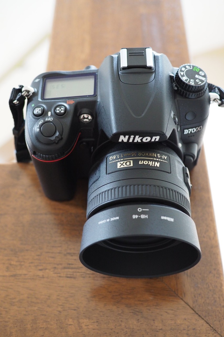 Nikon D7000 35mm F1.8Gレンズ付 動作品 カメラ Nikon D7000 、Nikon 35mm f1.8G単焦点レンズセット