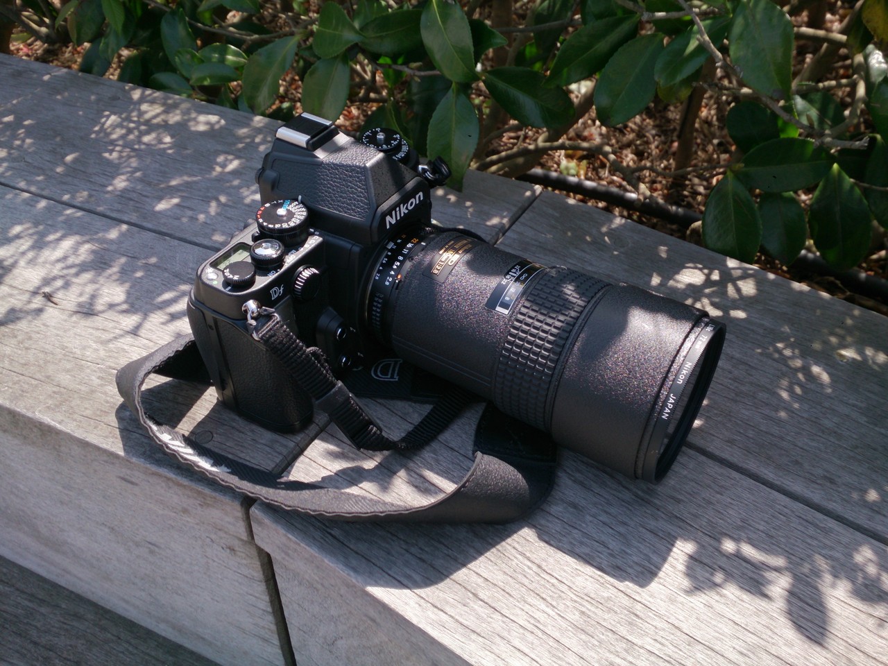 中古良品 Nikon AF Nikkor ED 180mm F2.8D レンズ* 美品 中古良品 Nikon AF Nikkor ED 180mm F2.8D レンズ* 美品