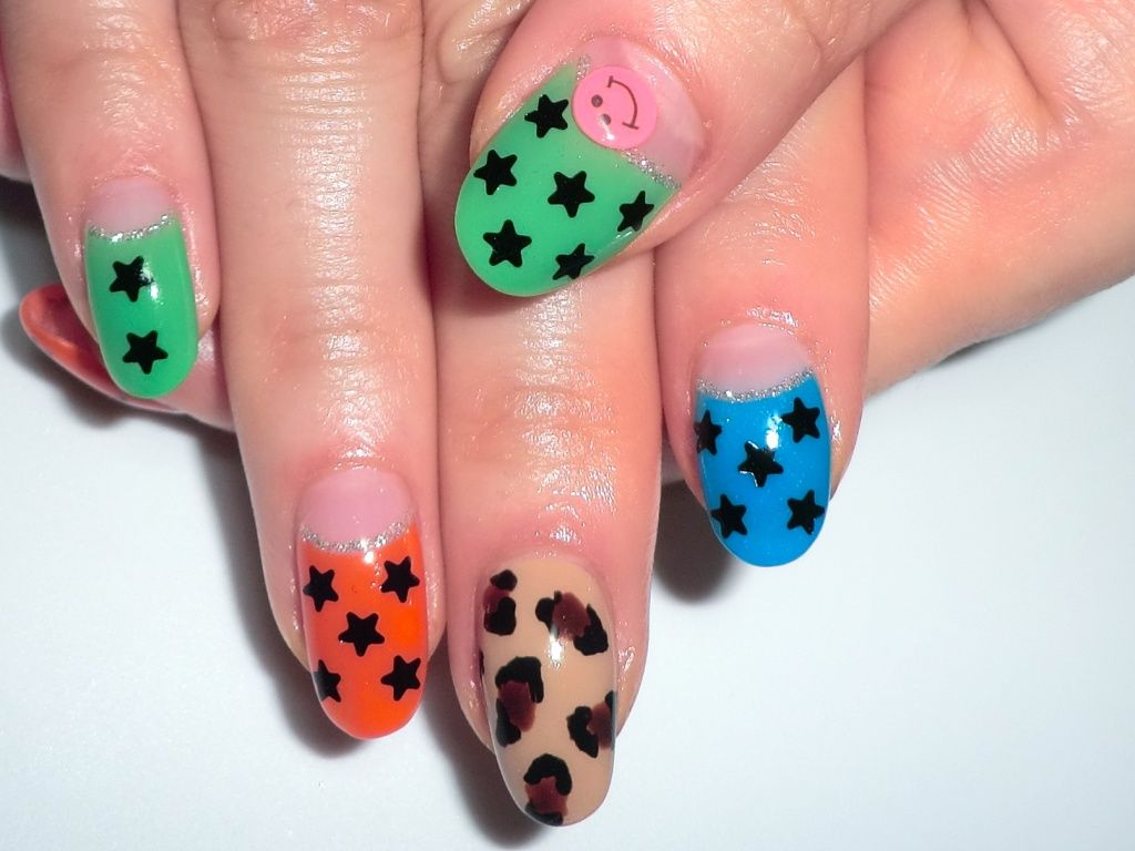 カラフルポップスター ヒョウ柄ネイル Tomoko S Nailart カラフルポップスター ヒョウ柄ネイル Tomoko S Nailart