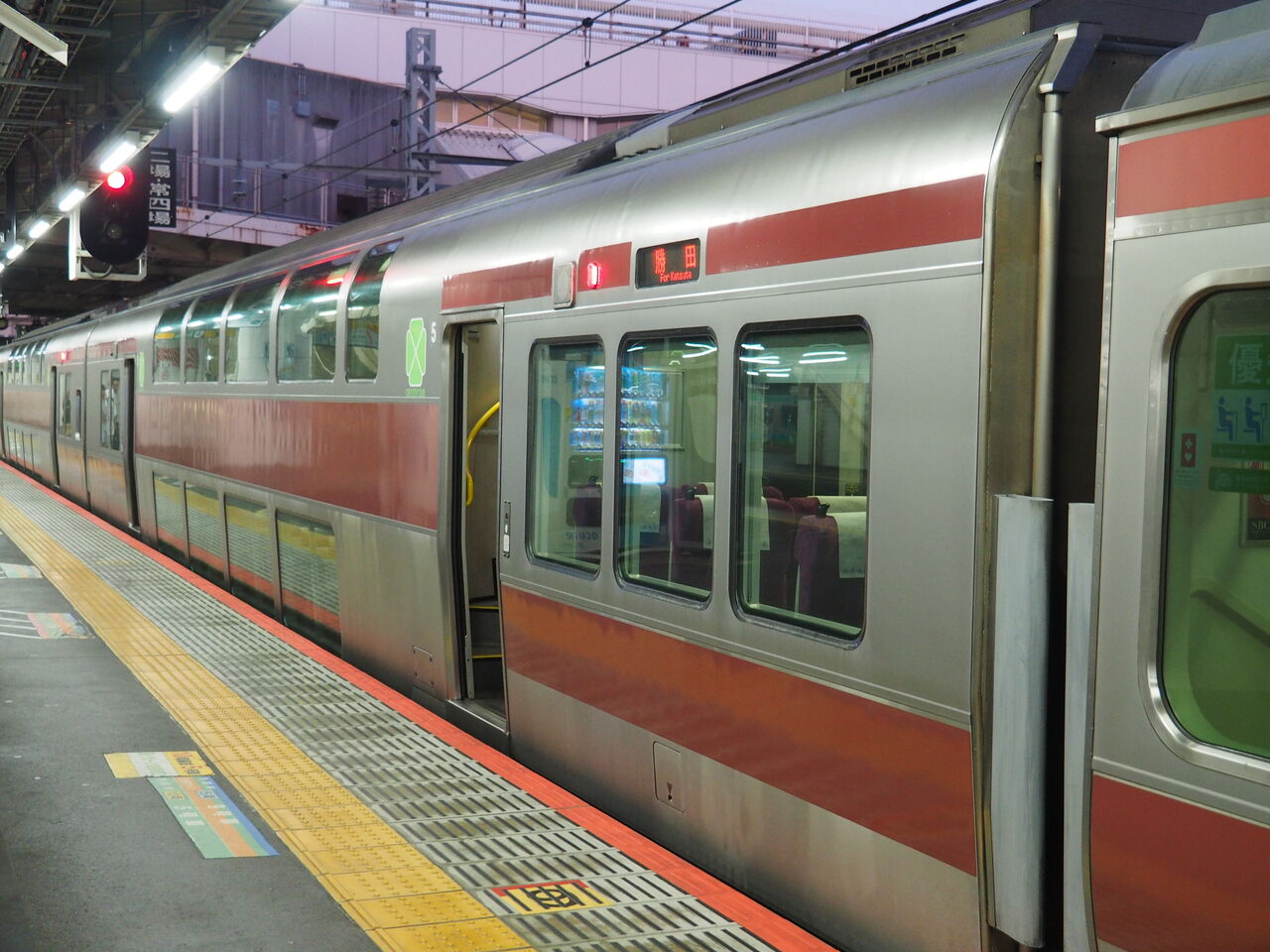 鉄道 番外 普段電車メインの所での新たな検測車の姿です、「BIG