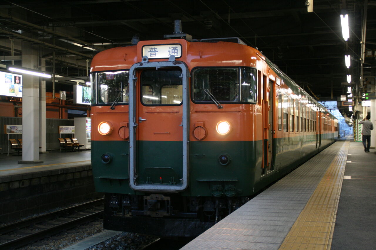 快速［レトロ小海線］＋S52編成＋HB－E200乗車記（H22.10.16