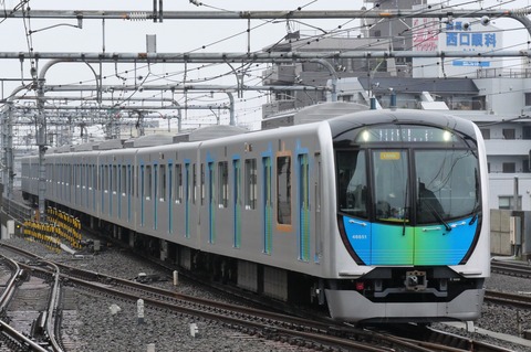 P1001410
