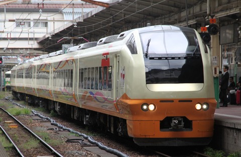 鮮烈デビュー！E653系1000番台車・特急［いなほ］乗車記（H25.10.3