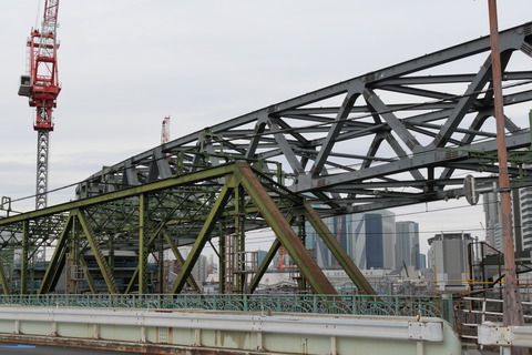 P1007689