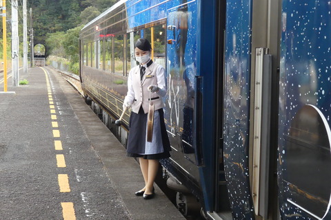 コンセプト・車両案内 - 高知を走る観光列車「志国土佐 時代の