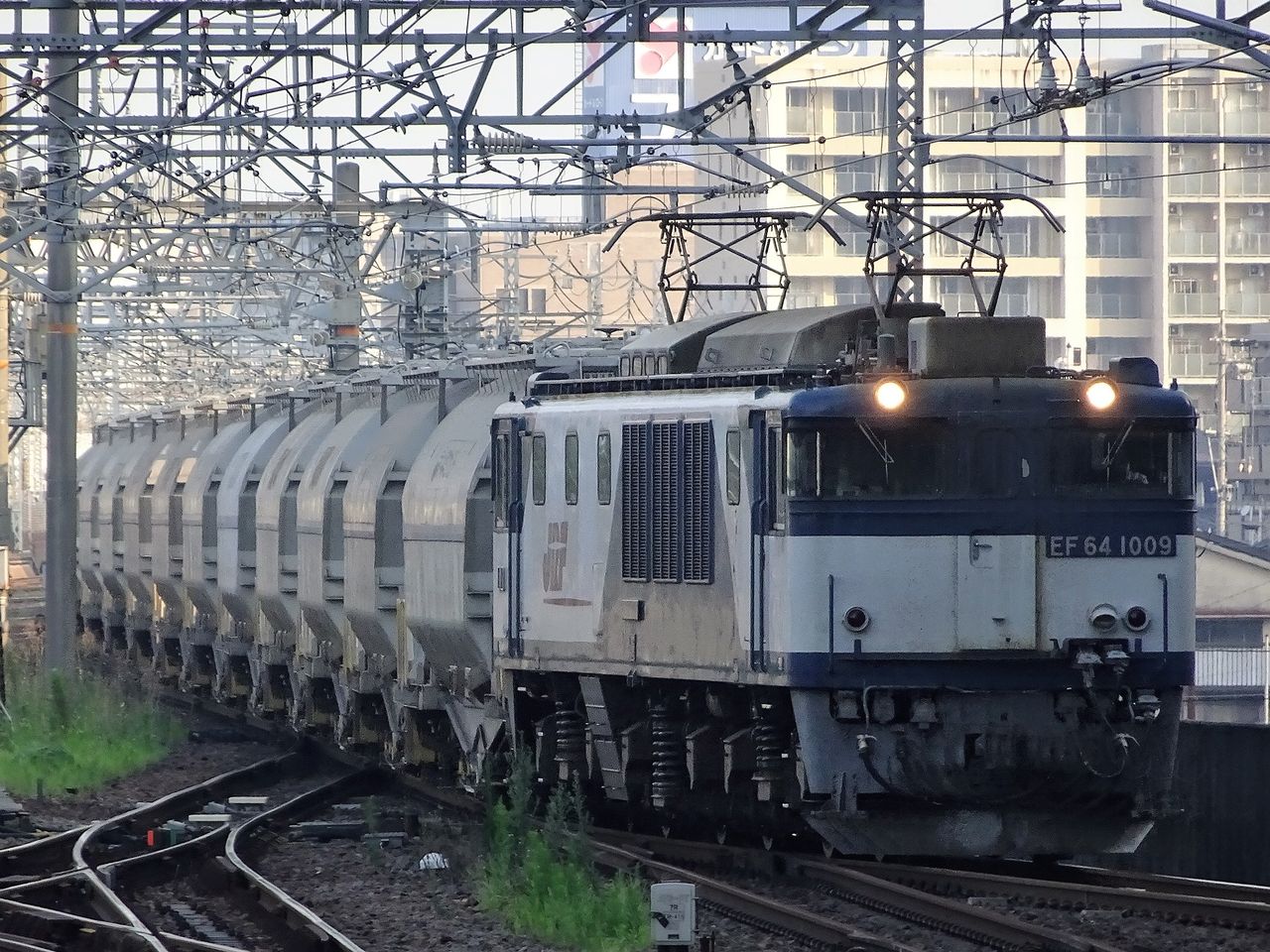 ニーナ充当福通エクスプレス＆東急 J-TREC甲種 貨物列車撮影 5