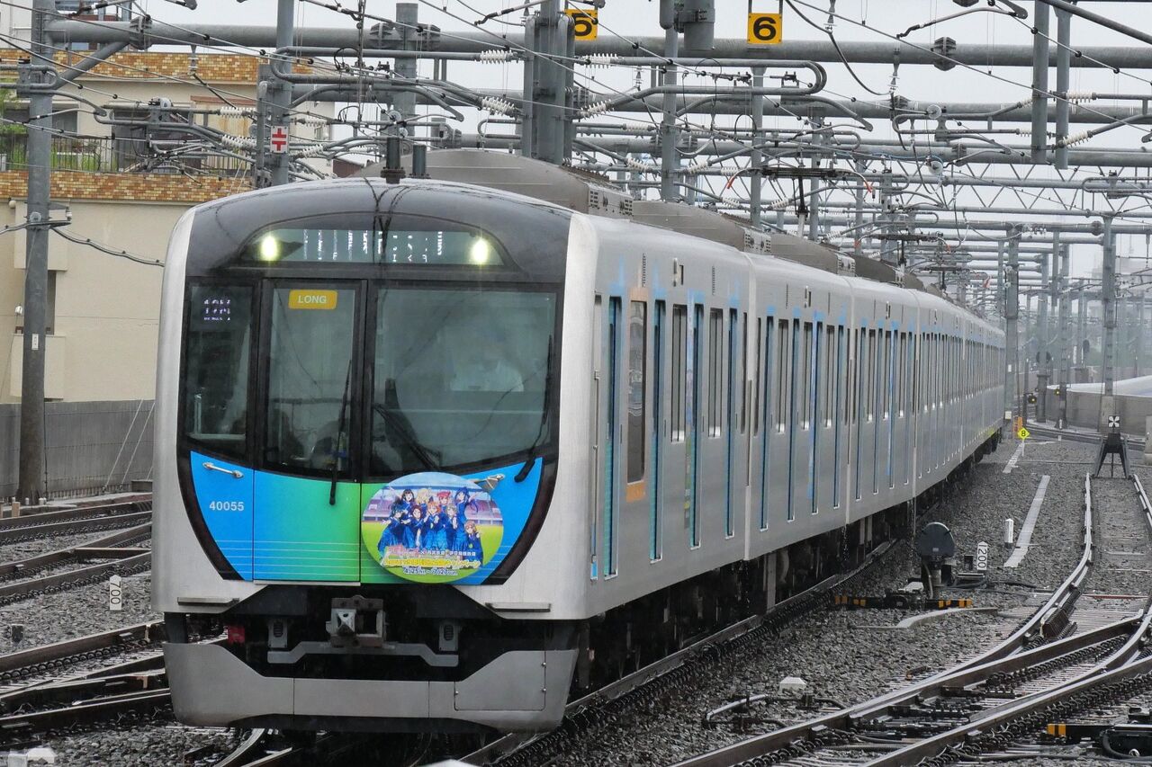 西武鉄道・ラブライブ！サンシャイン！！Aqours9周年ラッピング