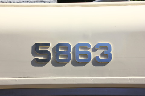 052