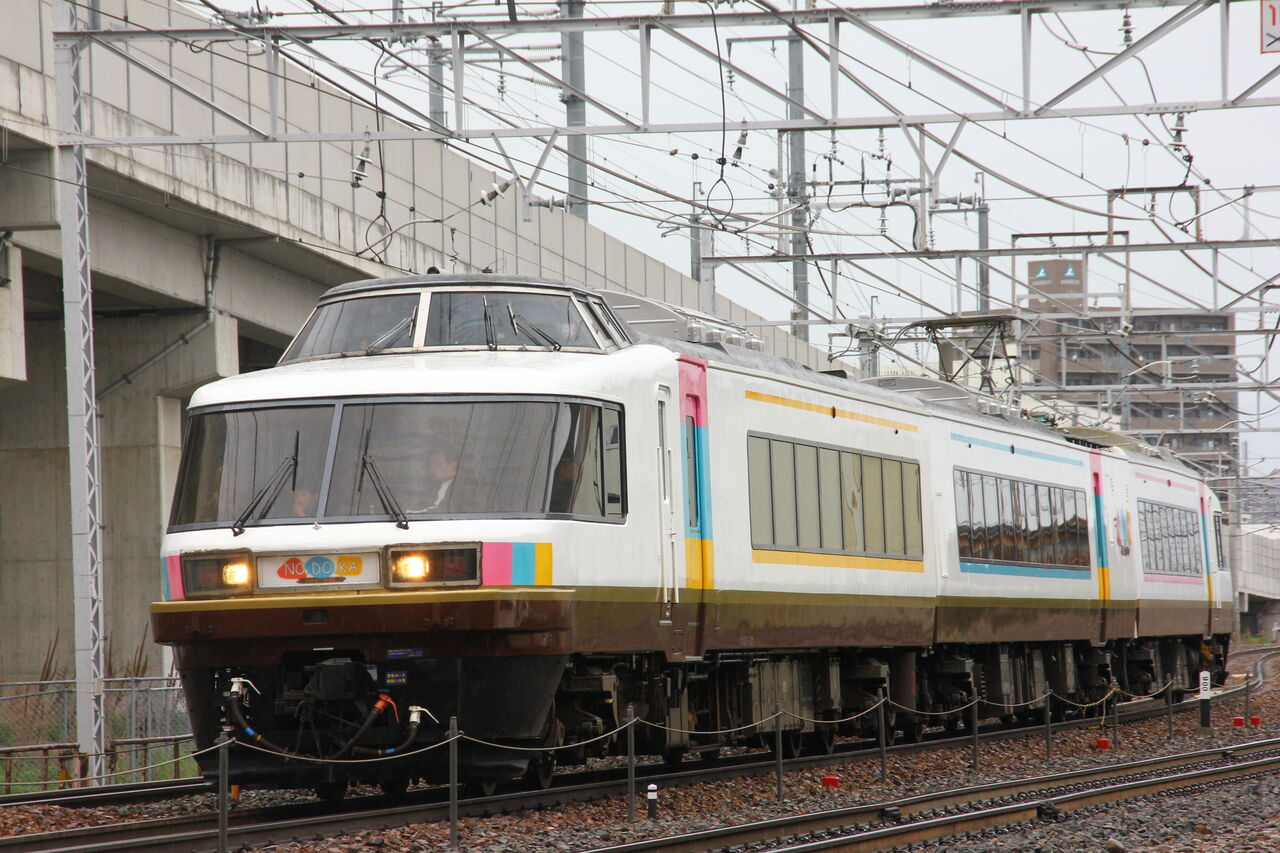 乗車口案内板 快速 おはよう信越 号車板 鉄道部品 廃品 放出品 鉄道古物