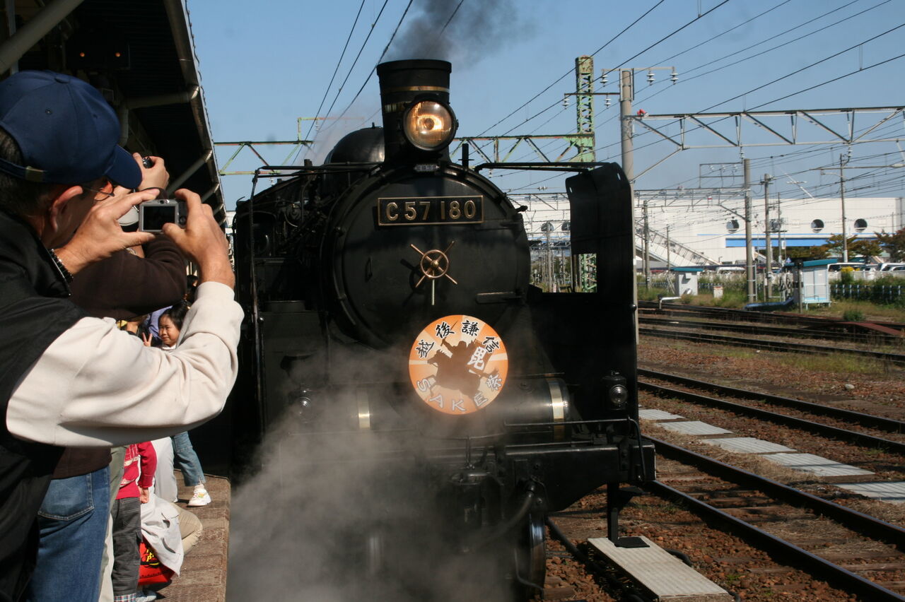山儀　飯台　昭和レトロ 昭和レトロ 扇風機 ライト点灯します 希少 レトロポップ 美品