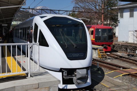 P1008084