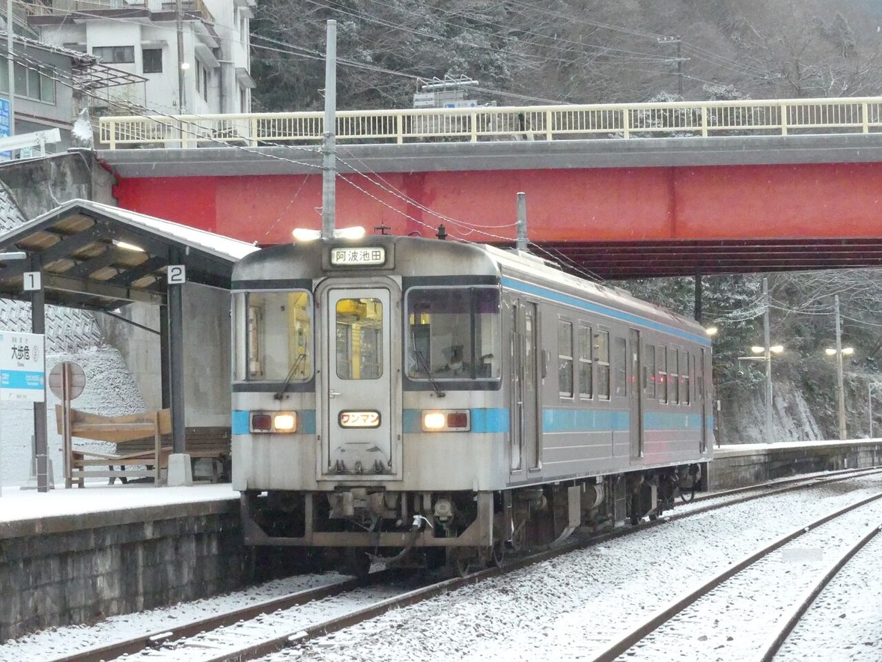18.キハ40 2081 JR西日本 キハ40 2081 (キハ40系) 車両ガイド | レイルラボ(RailLab)