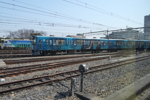 P1008173