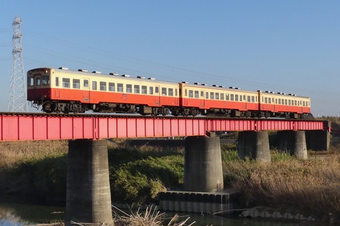 10A キハ200系3連(光風台-上総山田)2023.12.9