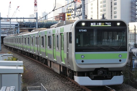 P1005767